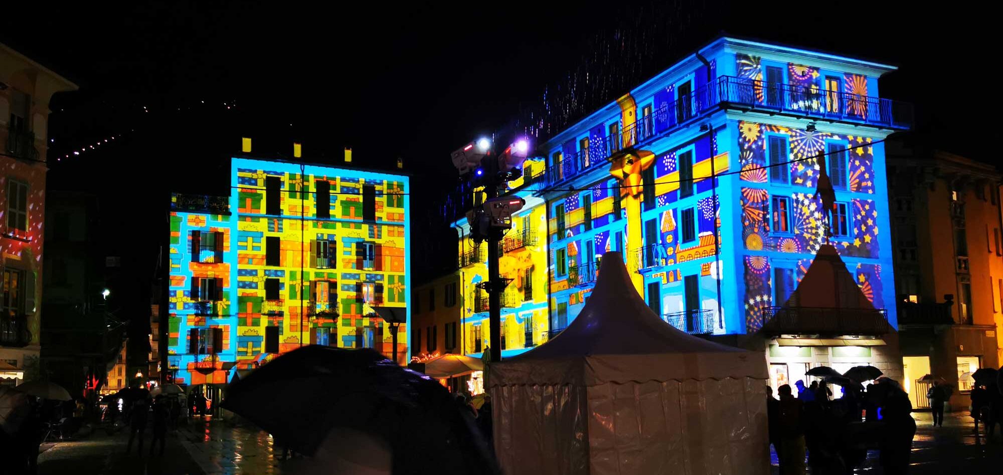 Christmas atmosphere in the city with mapping projections