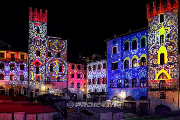 Christmas atmosphere in the city with mapping projections